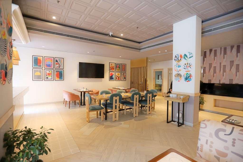Park Inn By Radisson New Delhi Lajpat Nagar Restaurant photo